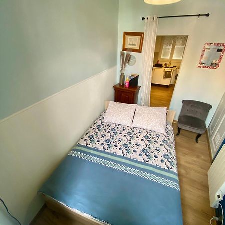 Sympathique Logement En Rez-De-Chausse, De 21M 2 Beauvais Bagian luar foto
