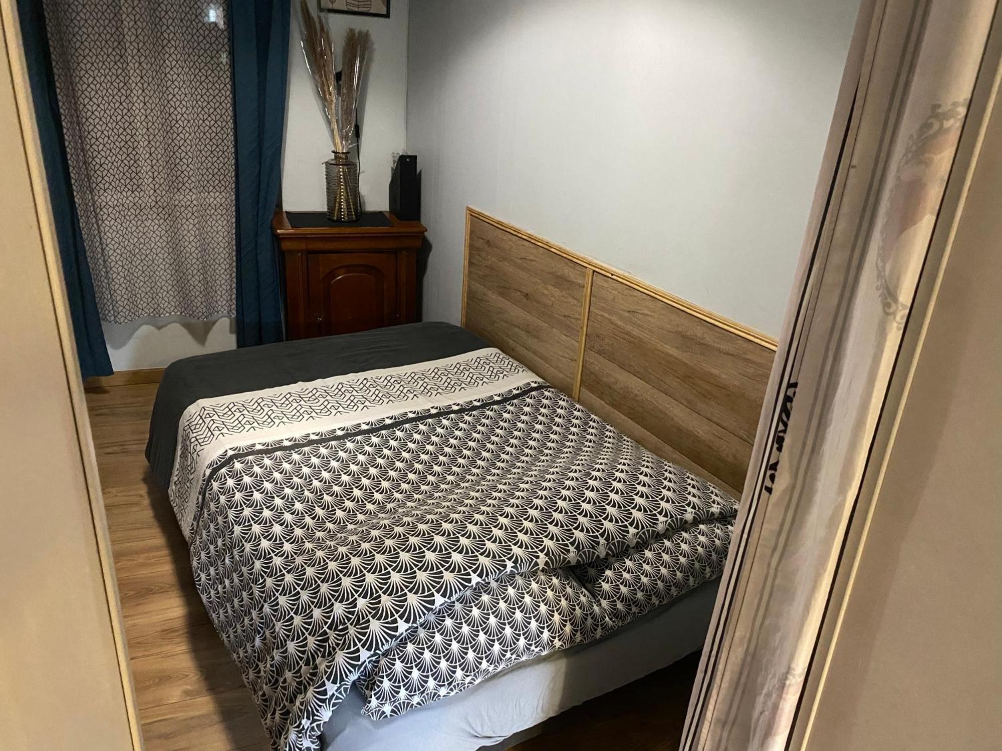 Sympathique Logement En Rez-De-Chausse, De 21M 2 Beauvais Bagian luar foto